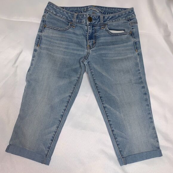 women's summer American Eagle Super Stretch capri Jegging Jeans Size 4 Regular - Picture 1 of 9